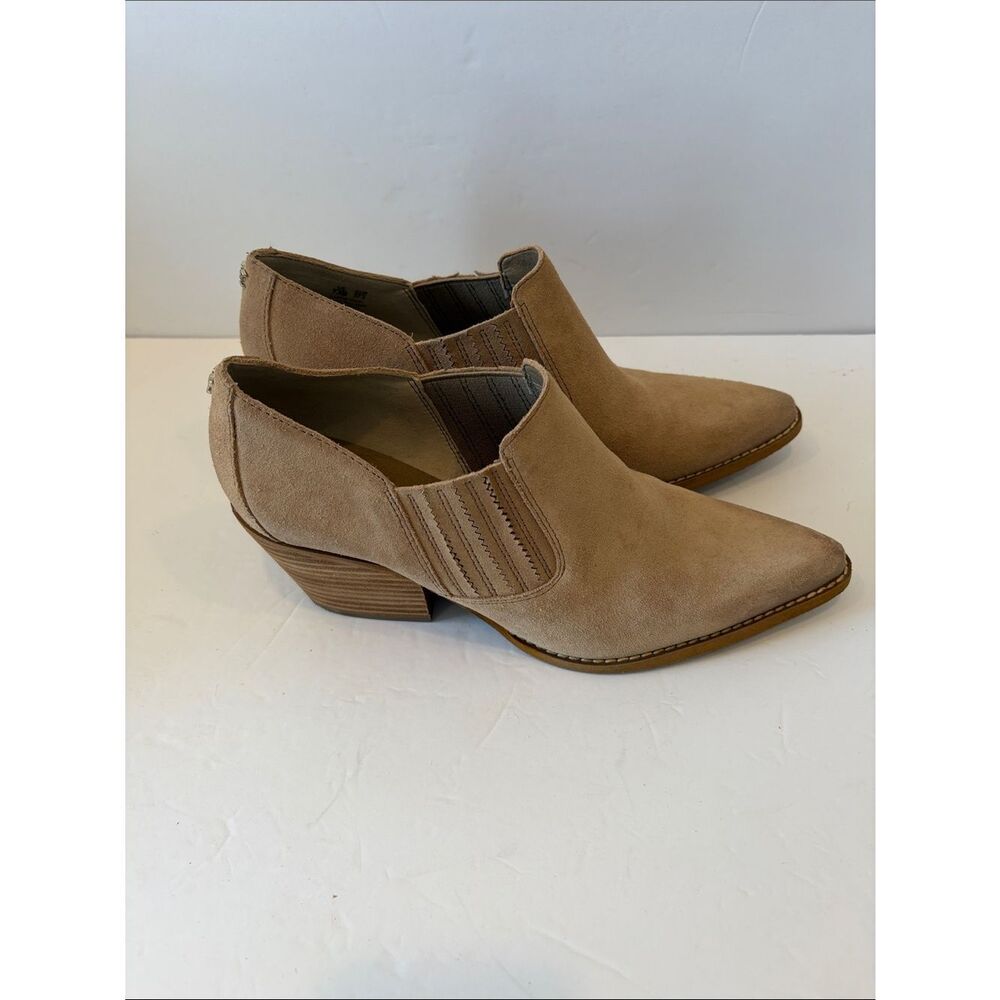 Sam and Edelman Slip-On Women’s Suede Shoes in Beige booties - Picture 5 of 7